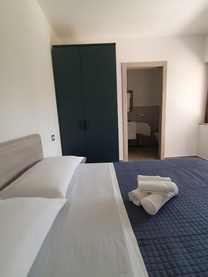 Affittacamere Samar San Teodoro  Esterno foto